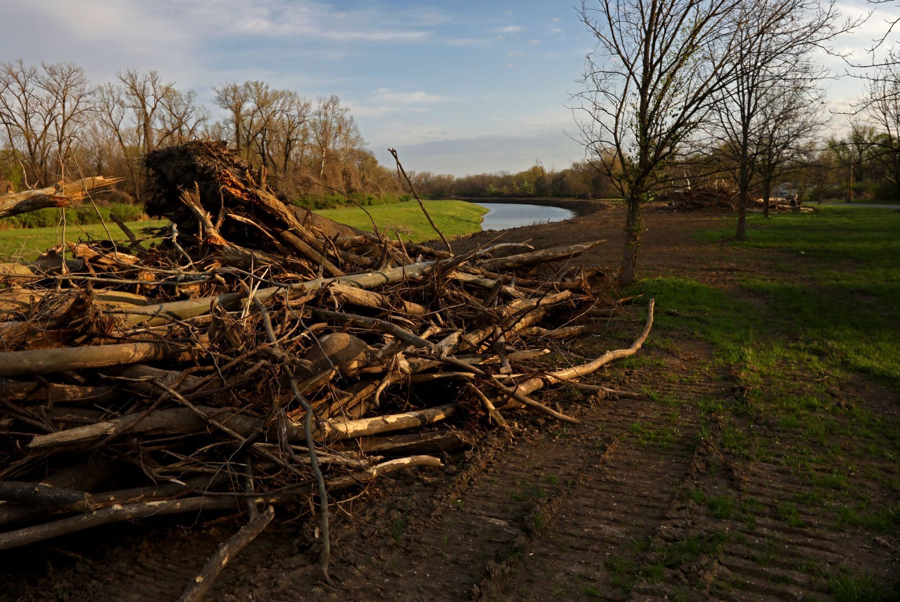 Centreville residents continue fighting flooding, sewer issues